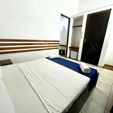 Hotel One Sixty Dehiwala-Mount Lavinia Exterior foto